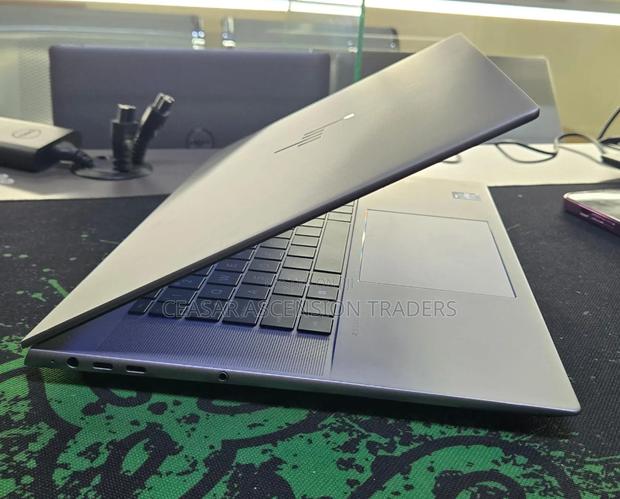 Laptop HP 32GB Intel Core i9 SSD 512GB - thumbnail 3