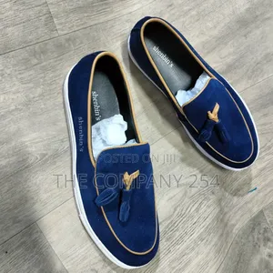 Quality Casual Leather Clarks Sued Loafer for Men Available