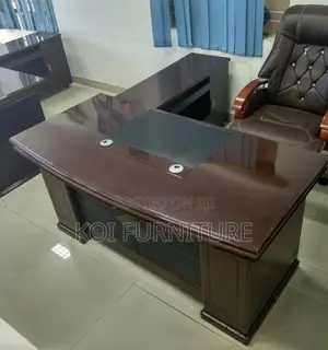 Desk : 1.6m Luxurious Executive Office Desk – Dark Wood Grain Finish