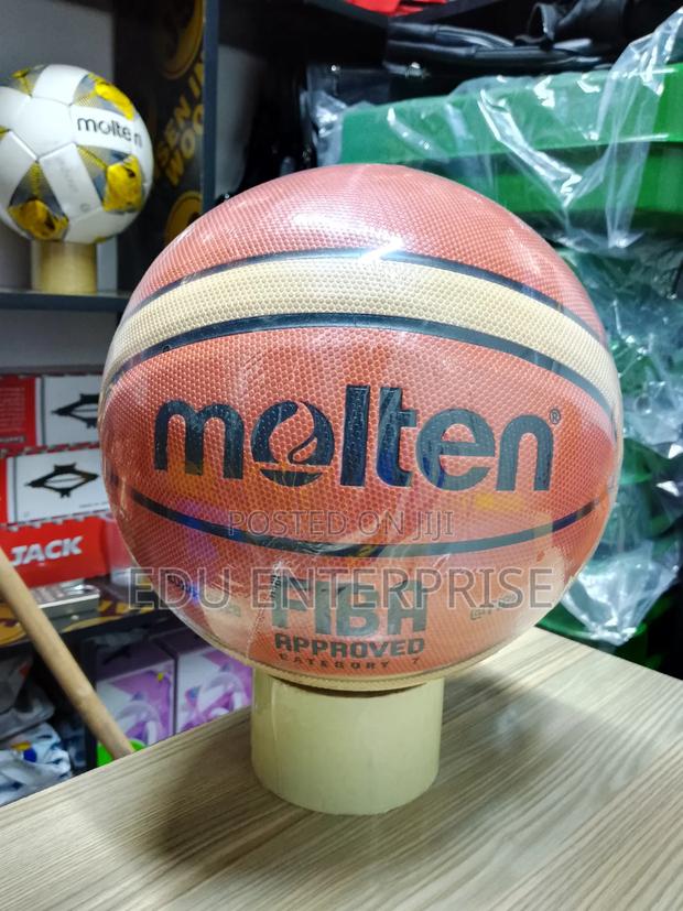 Molten Basketball - main view