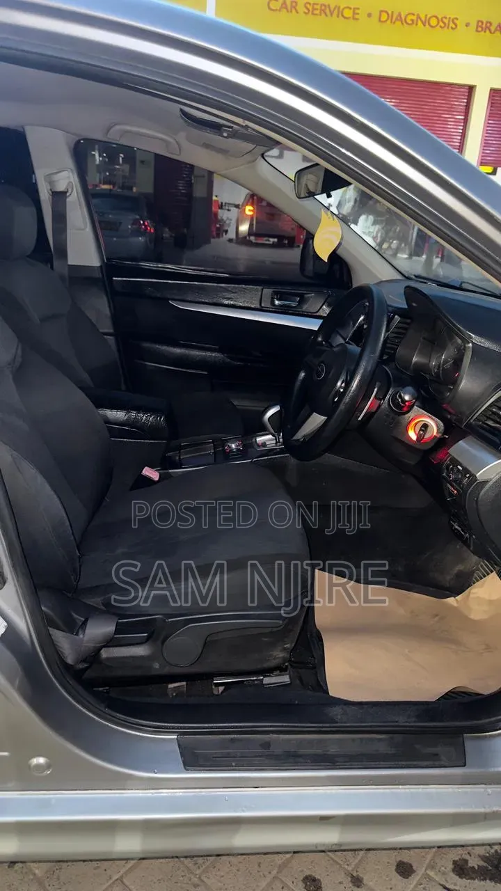 Subaru Legacy 2011 Gray