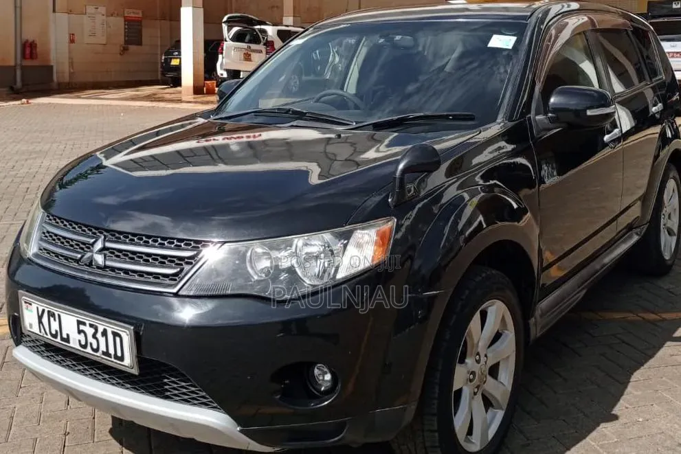 Mitsubishi Outlander 2010 Black