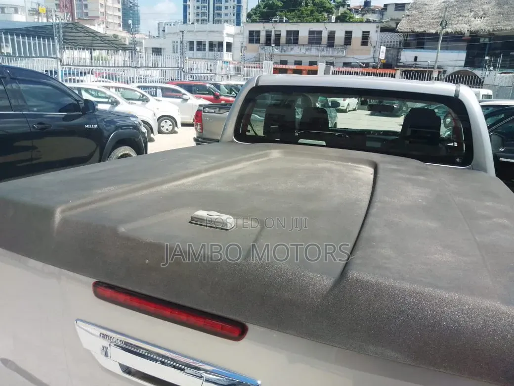 Toyota Hilux Revo Single Cab Deisel 2.4 RWD 2020 White