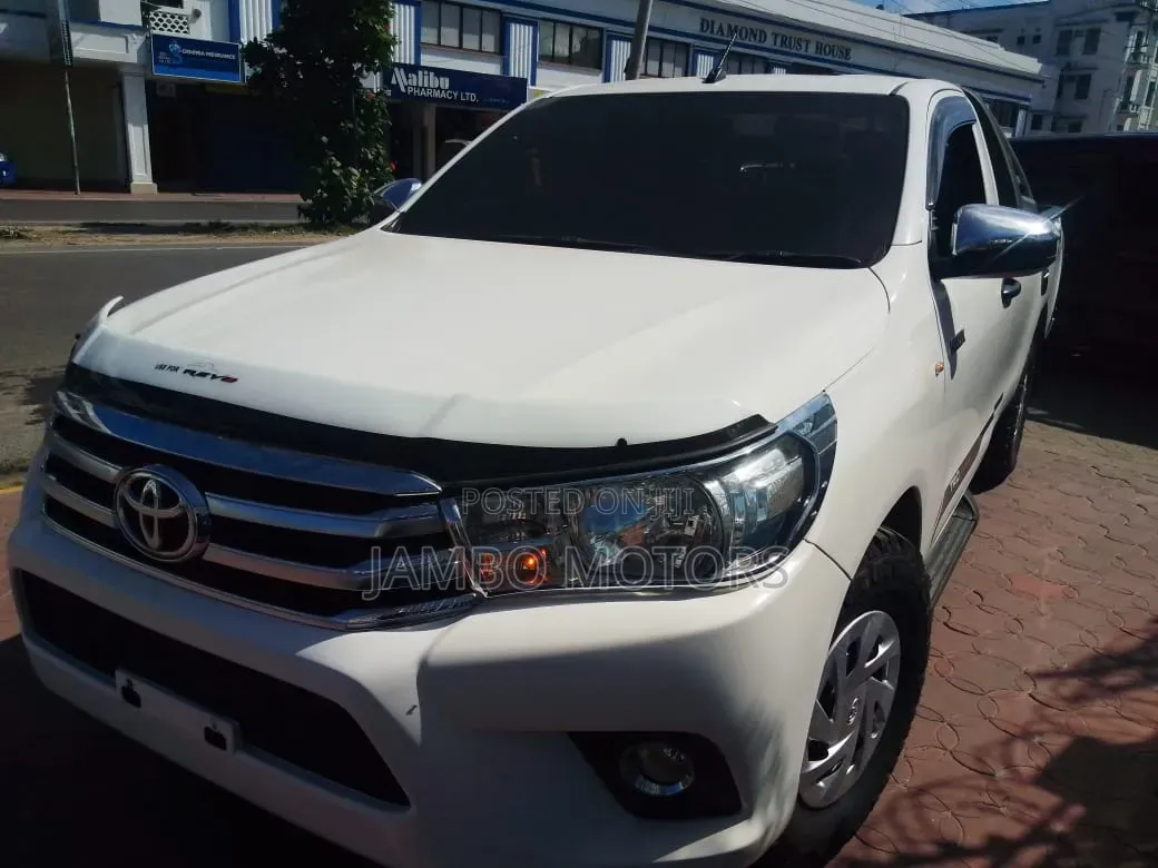 Toyota Hilux Revo Single Cab Deisel 2.4 RWD 2020 White