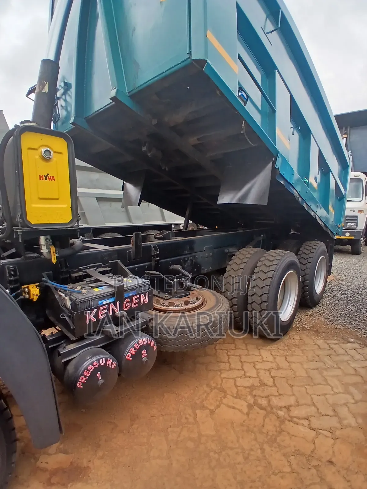 Tata Tipper 2023 White