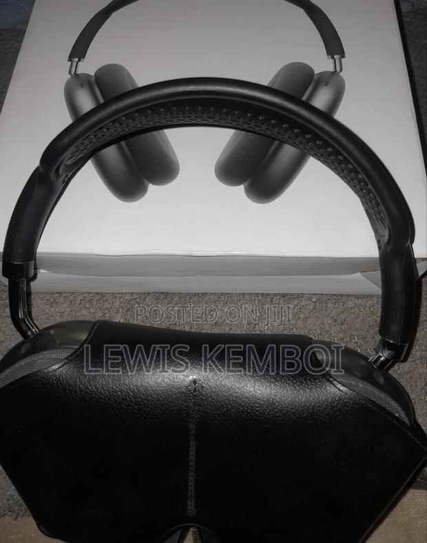 Max Headphones - thumbnail 3