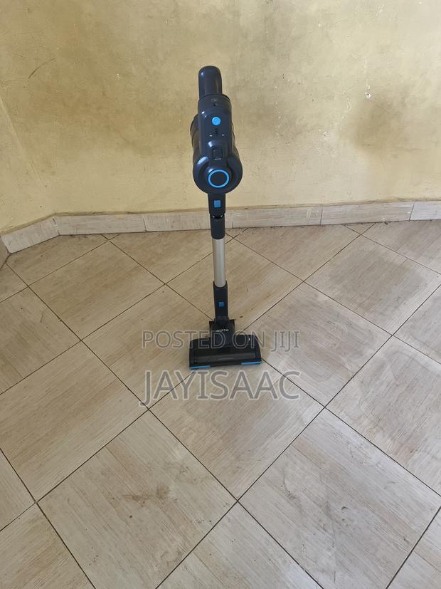 Wireless Stick Vacuum Cleaner - thumbnail 2