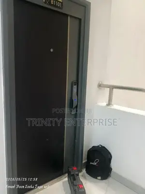 Smat Lock Tuya Smart 3d Face Recognition Door Lock 4200ah Battery