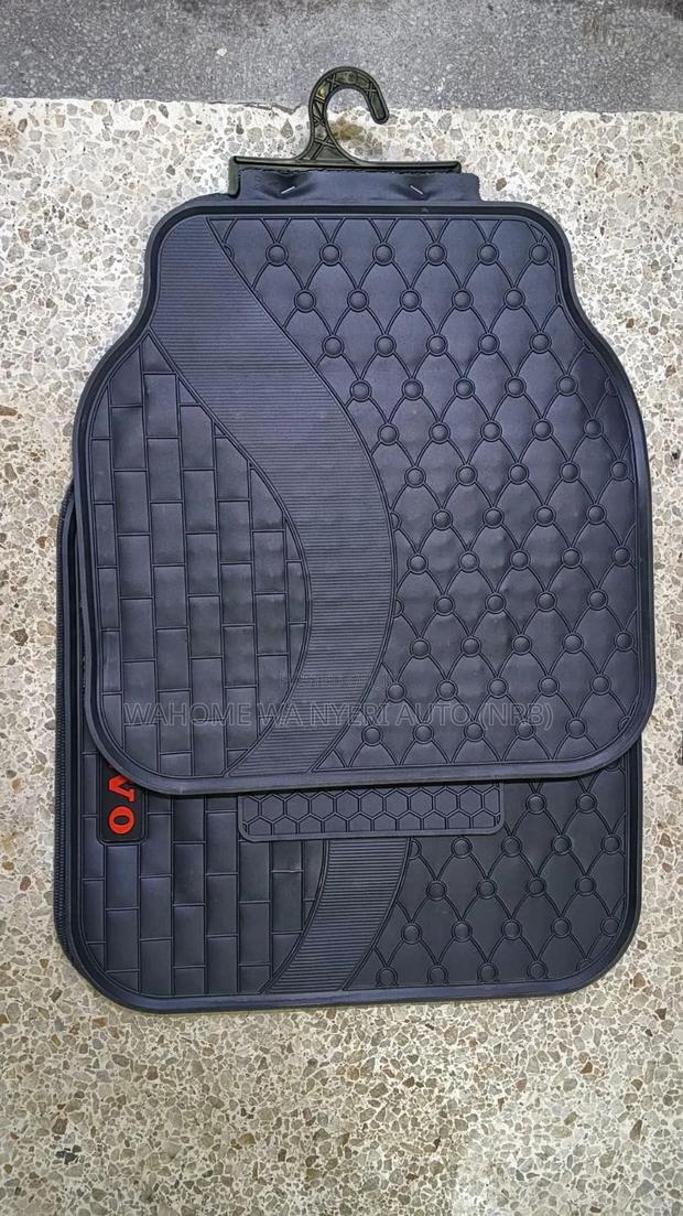 Volvo Heavy Duty Floor Mats - Black - thumbnail 2