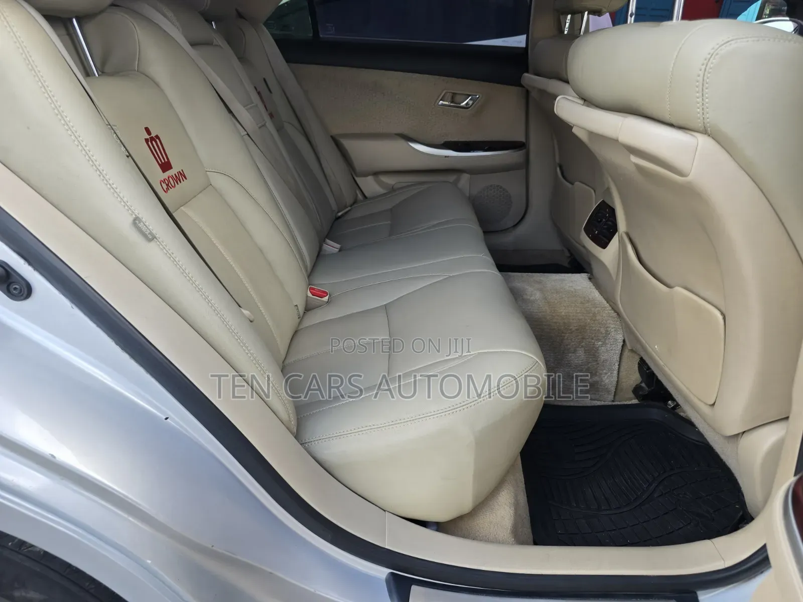 Toyota Crown 2012 Silver