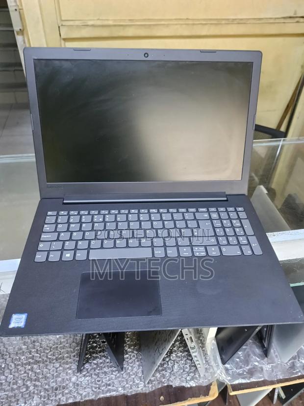 Laptop Lenovo V130-15IKB 8GB Intel Core i5 SSD 256GB - main view