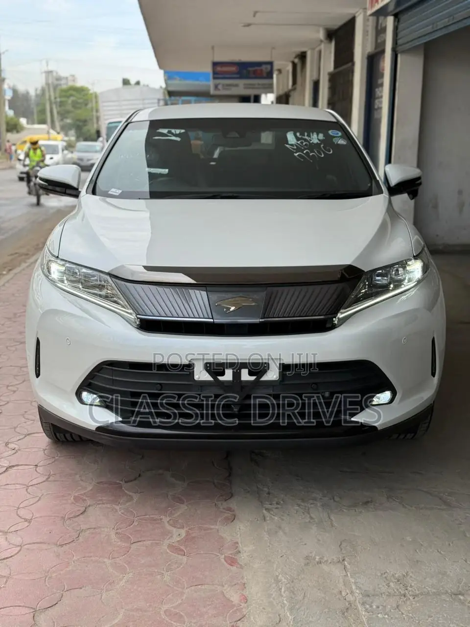 Toyota Harrier 2020 White