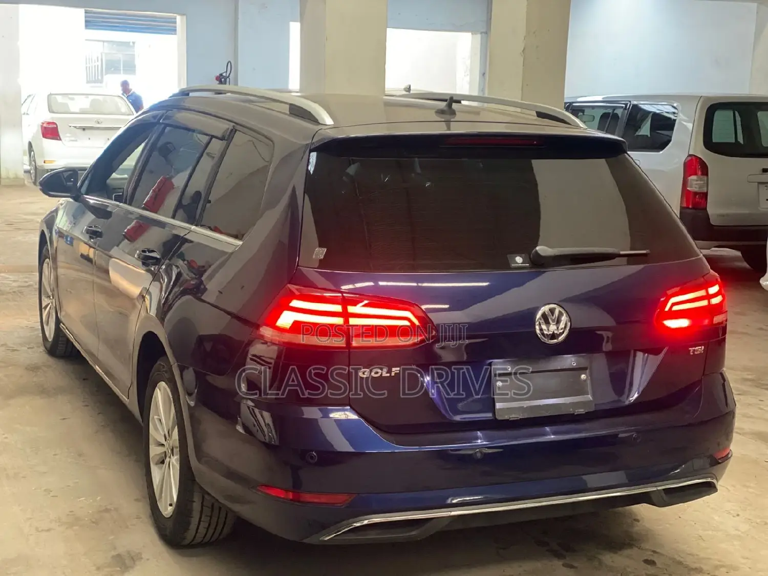 Volkswagen Golf Variant 2020 Blue