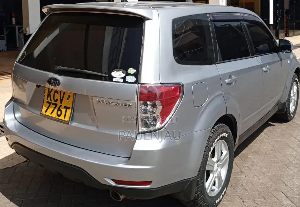Subaru Forester 2012 Silver