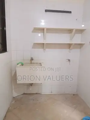 3bdrm Apartment in Lavington, Muthangari for rent