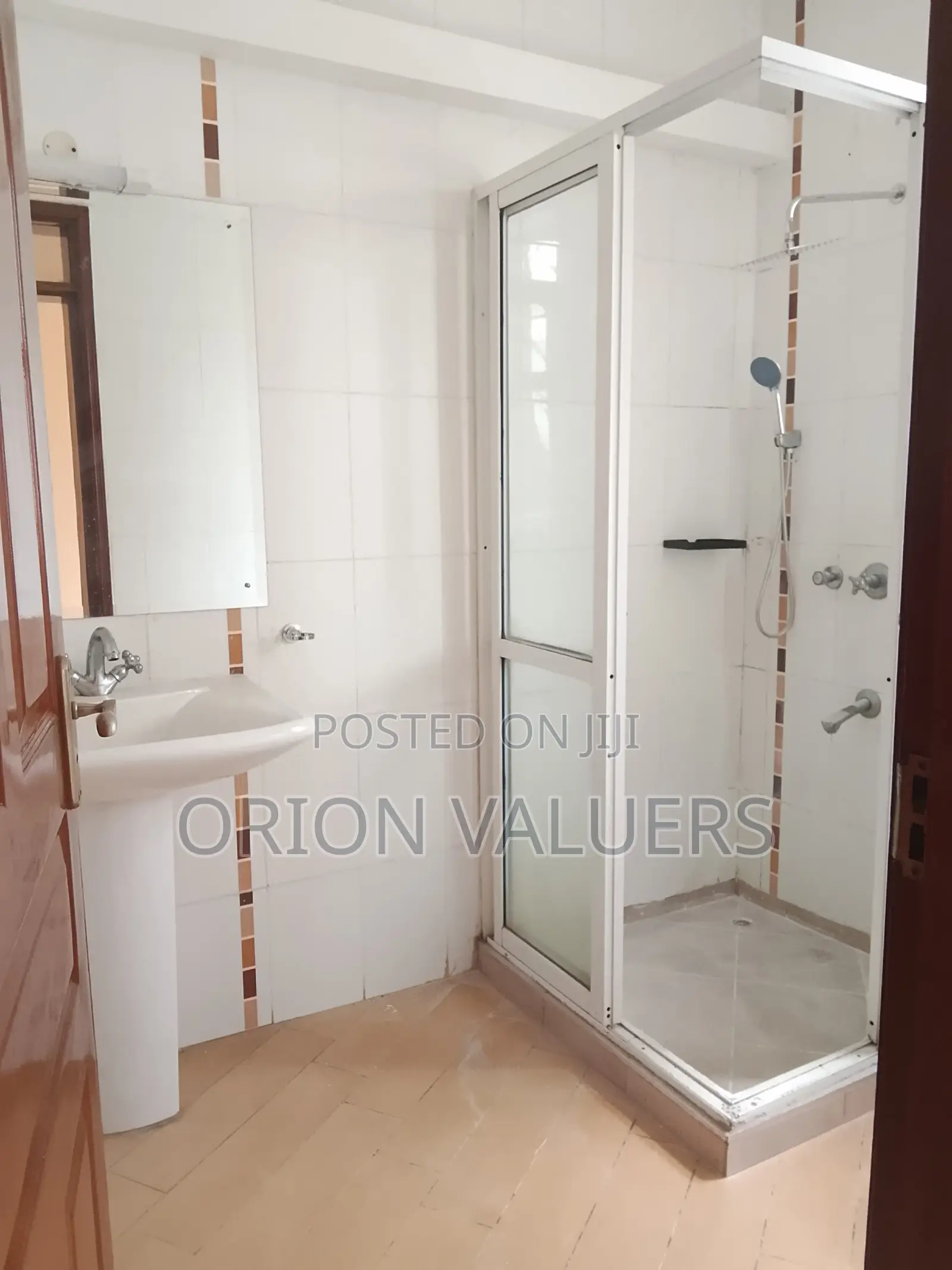3bdrm Apartment in Lavington, Muthangari for rent