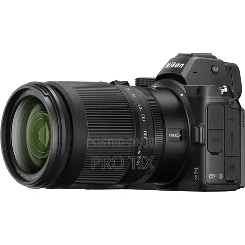 Nikon Z5 With 24-200mm F4-6.3 Vr Lens