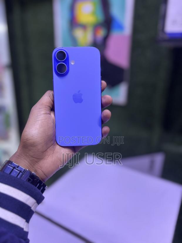 Apple iPhone 16 128 GB Blue - thumbnail 2