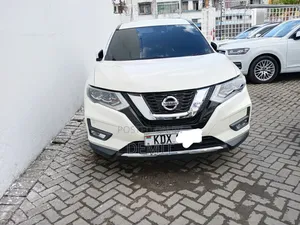 Nissan X-Trail 2.0 Petrol FWD 2019 White