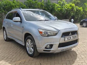 Mitsubishi RVR 2010 Silver
