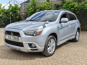 Mitsubishi RVR 2010 Silver