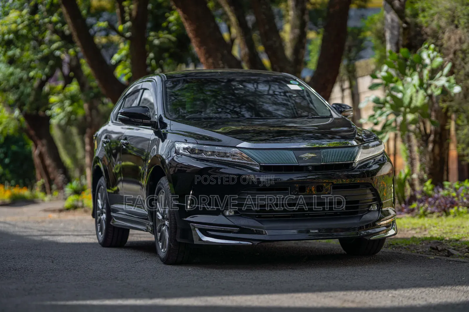 Toyota Harrier 2.0 2019 Black