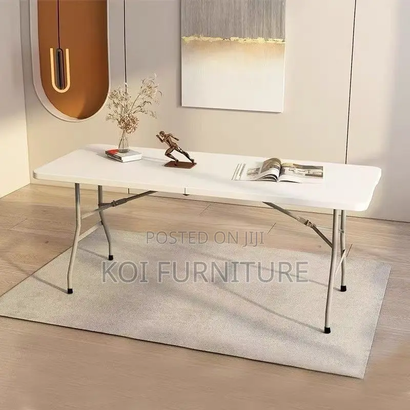 Outdoor Table :6ft Rectangular Foldable Plastic Table
