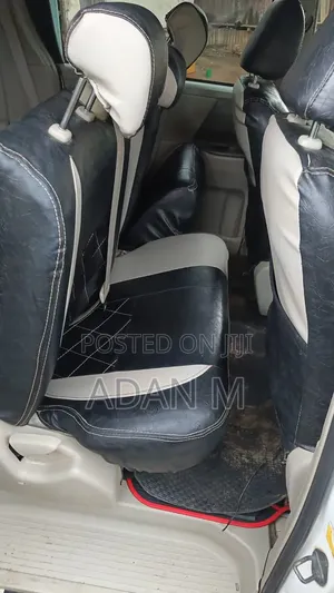 Toyota Noah 2010 White