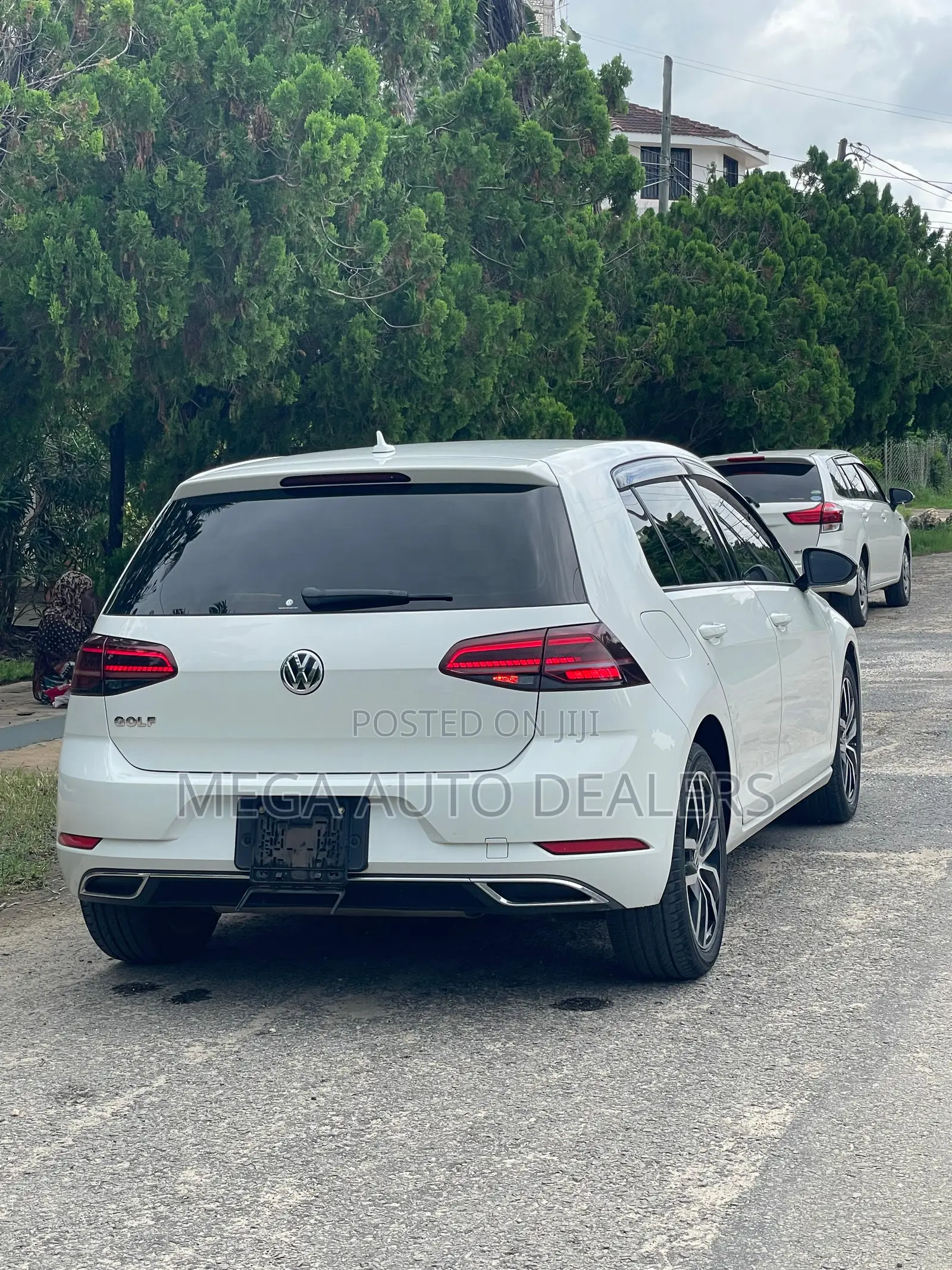 Volkswagen Golf TSI S FWD 2018 White