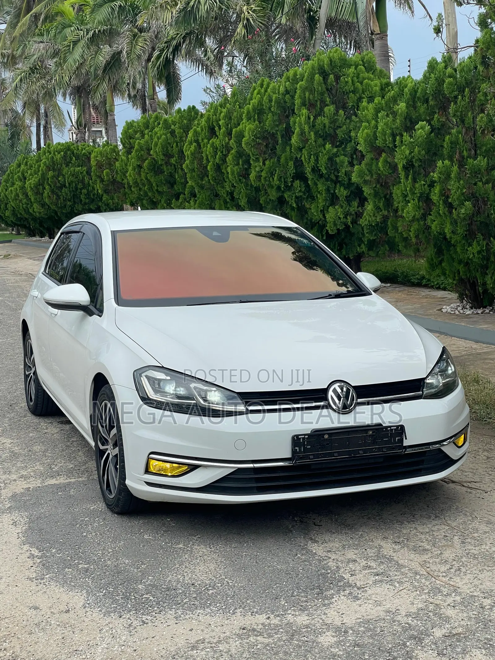 Volkswagen Golf TSI S FWD 2018 White