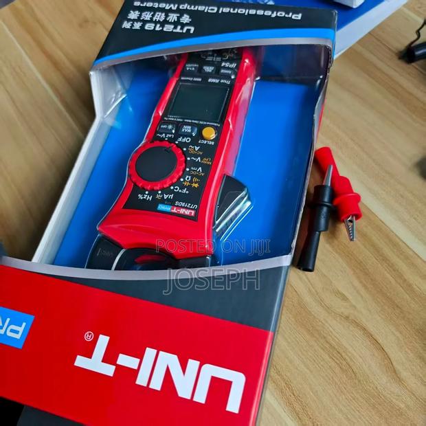 Uni-T Pro True RMS Digital Clamp Meter - thumbnail 3