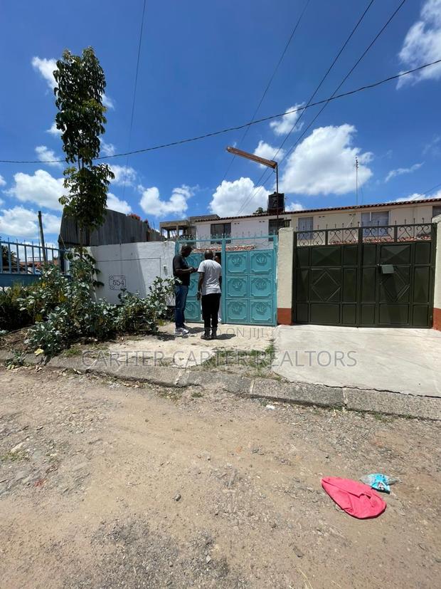 3bdrm Mansion in BuruBuru for sale - thumbnail 4