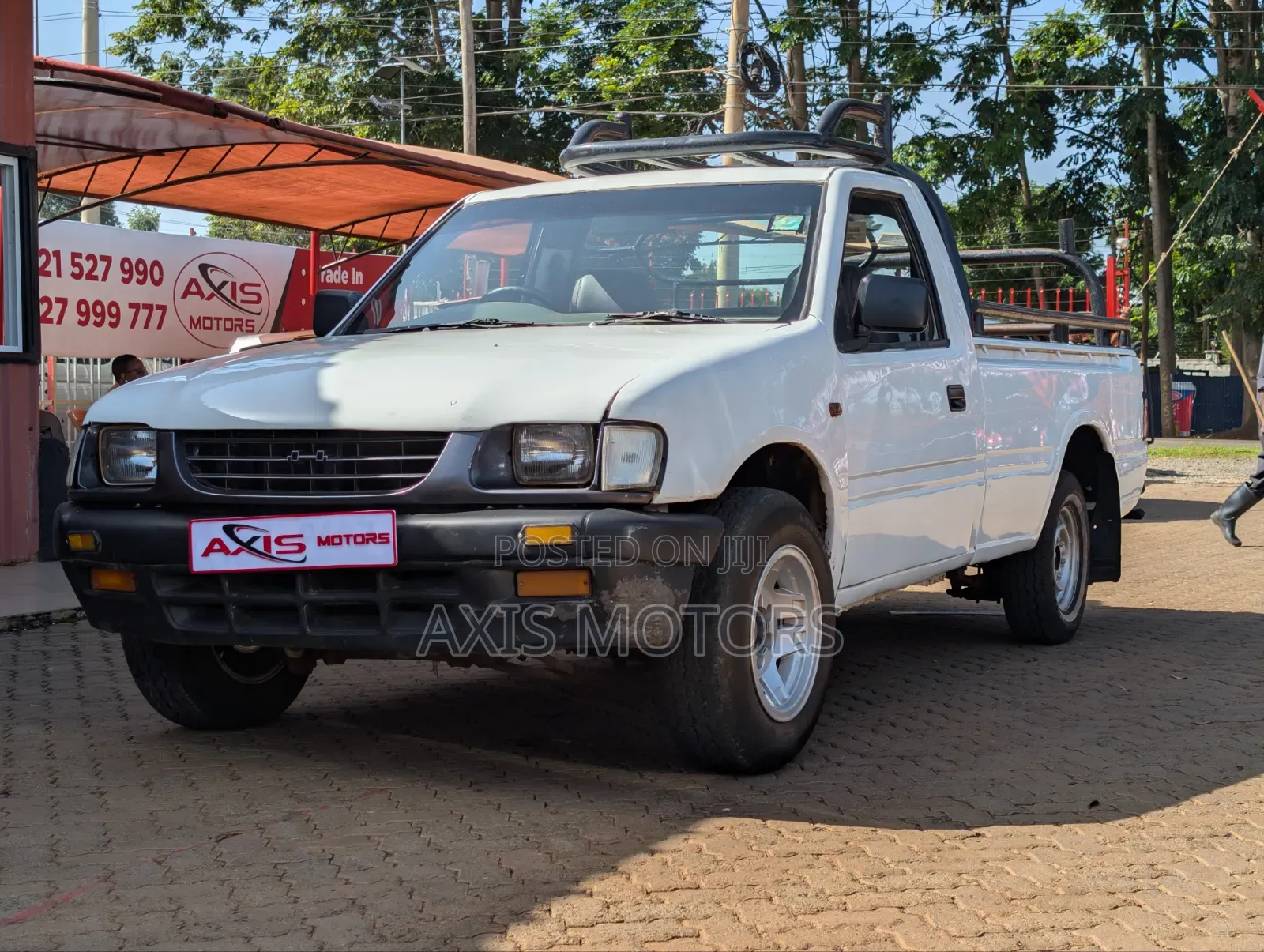 Isuzu KB 1998 White