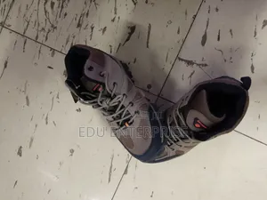 Skyview Hiking Boots
