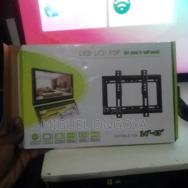 Von 43" Smart Tv for Sale - thumbnail 3
