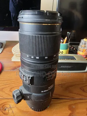 Lens Sigma-70-200