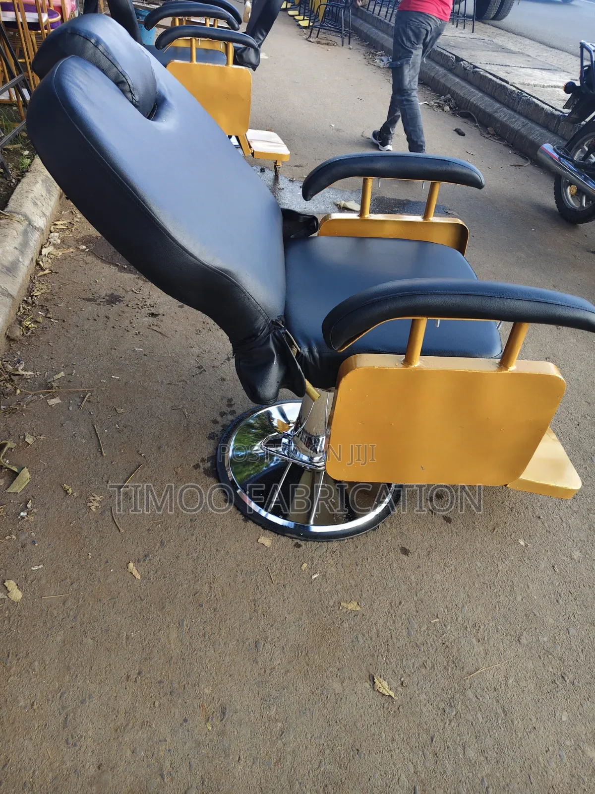 Adjustable Barber Seats