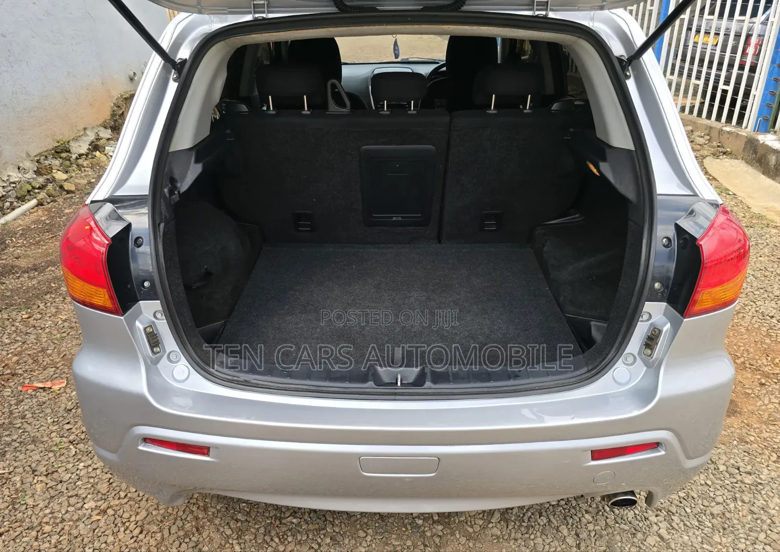 Mitsubishi RVR 2010