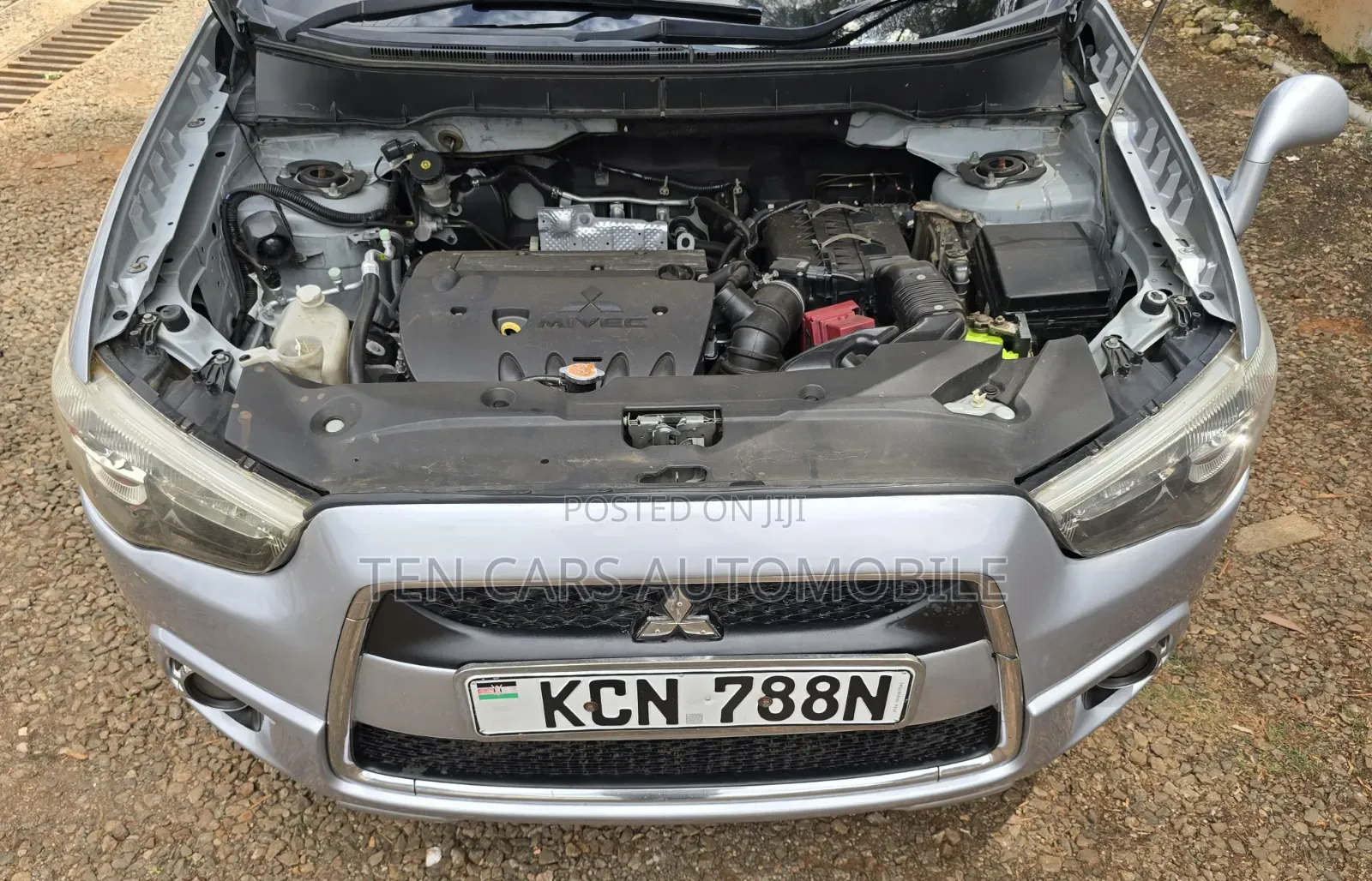 Mitsubishi RVR 2010