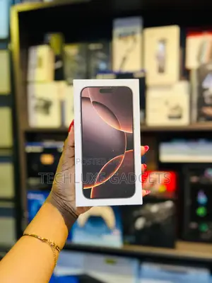 New Apple iPhone 16 Pro Max 256 GB Black