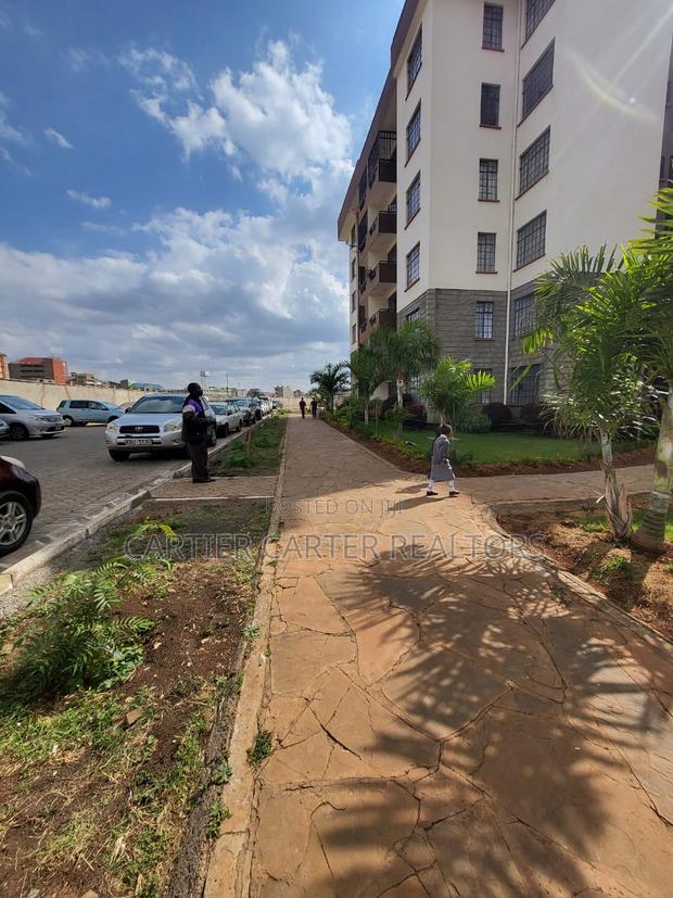 3bdrm Apartment in Komarock for sale - thumbnail 16
