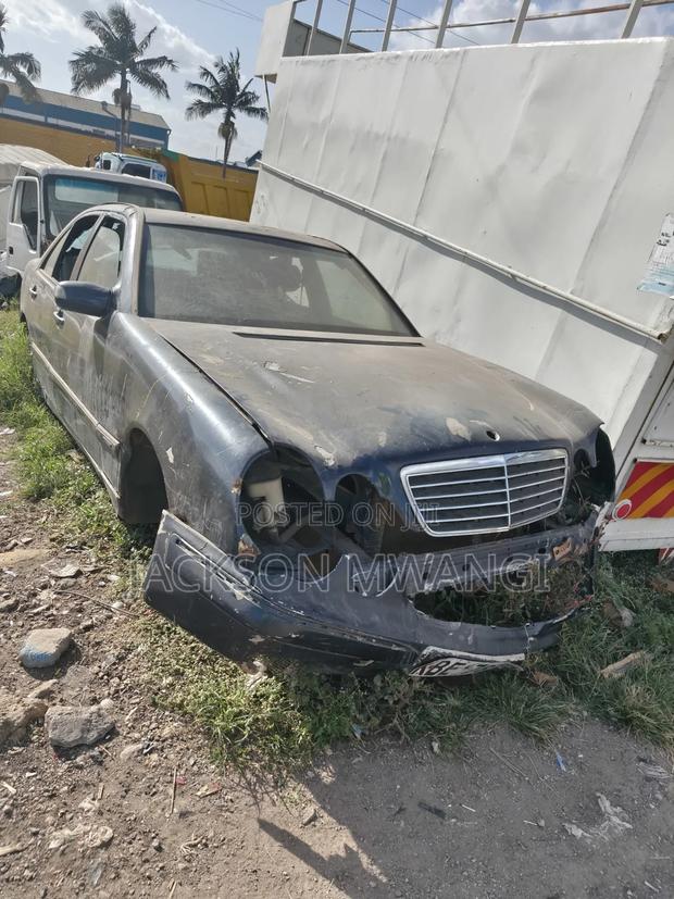 Mercedes W210 Spares