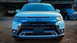 Mitsubishi Outlander ES AWC 2018 White