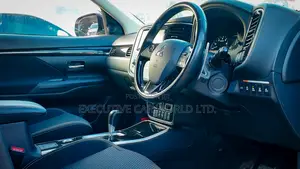 Mitsubishi Outlander ES AWC 2018 White
