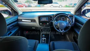 Mitsubishi Outlander ES AWC 2018 White