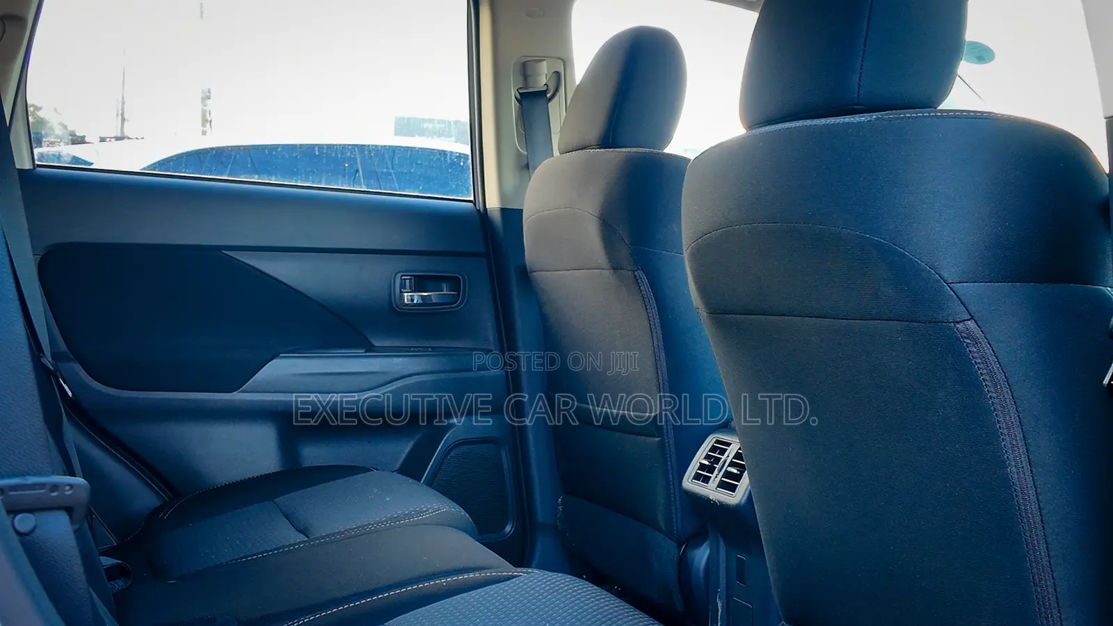 Mitsubishi Outlander ES AWC 2018 White