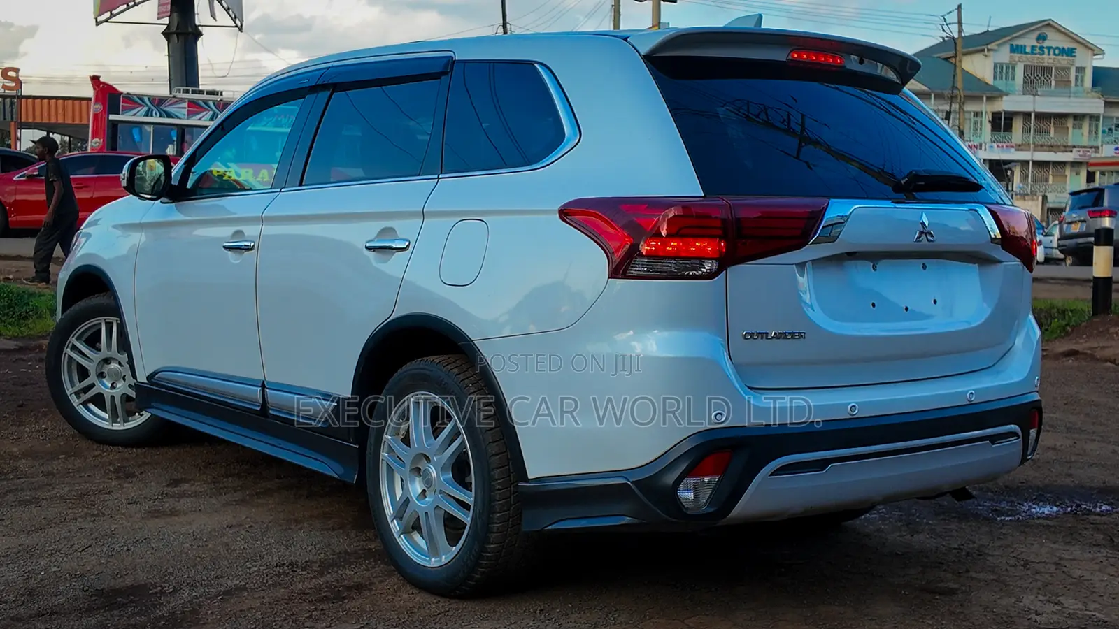 Mitsubishi Outlander ES AWC 2018 White