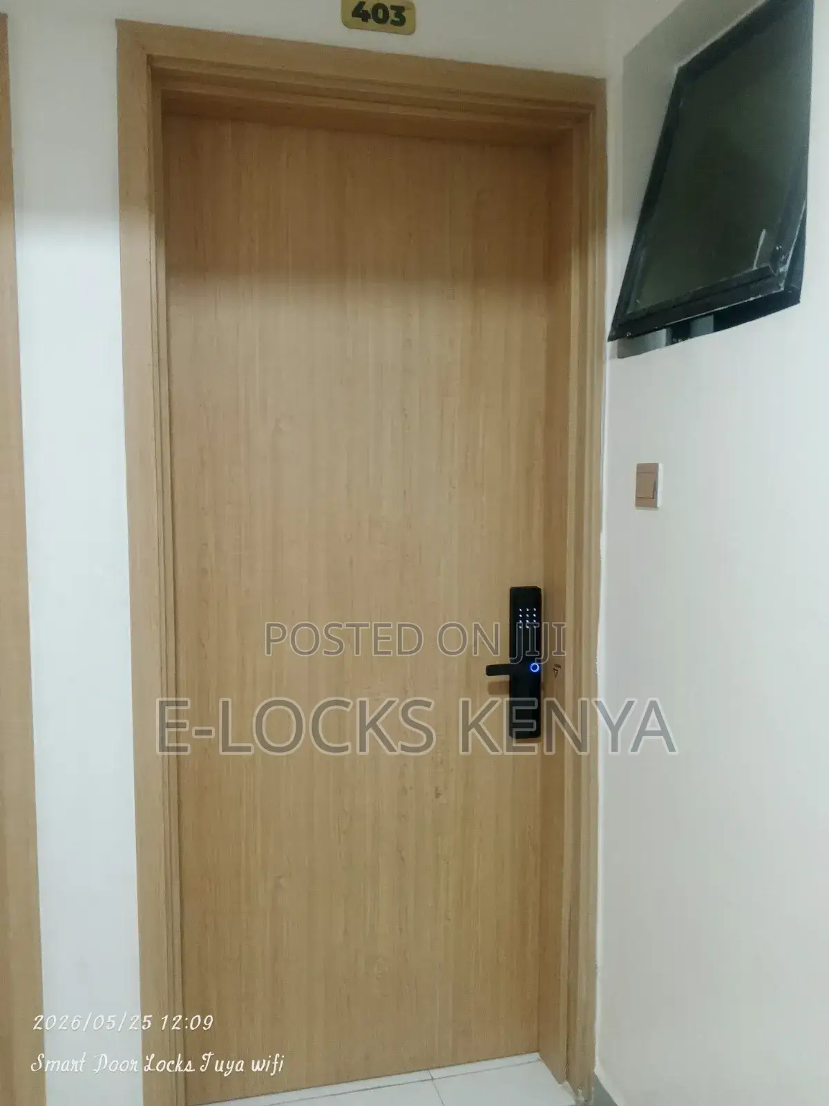 SMSRT Lock Tuya Wifi Unlock Password Fingerprints. Cards