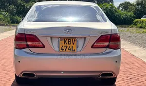 Toyota Crown 2008 Silver