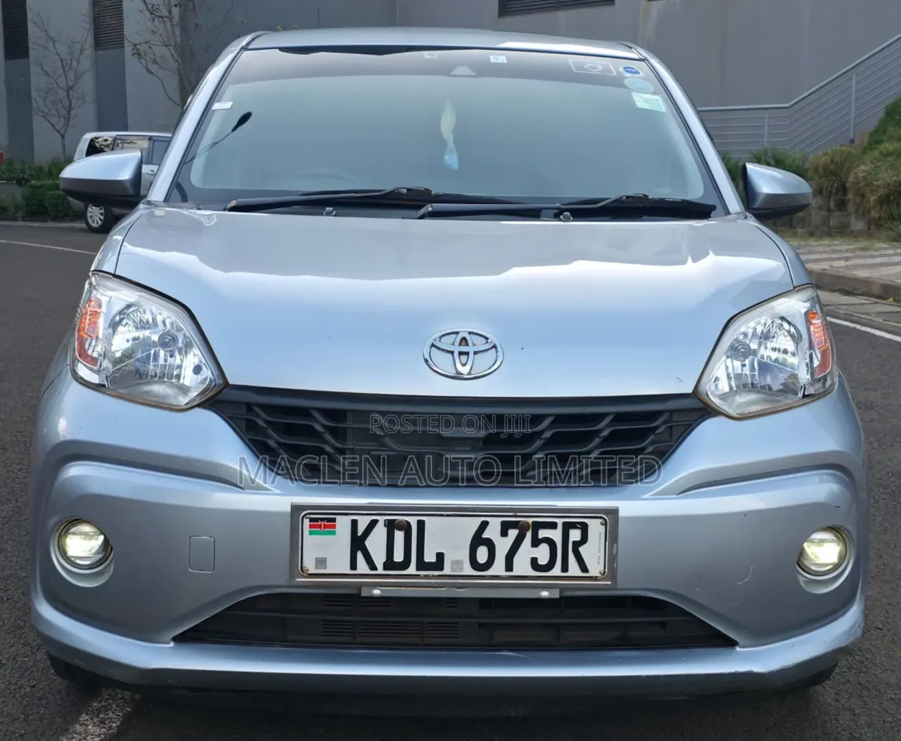 Toyota Passo 2016 Silver